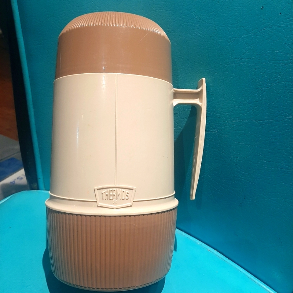 Vintage Thermos brand brown and cream Pint size